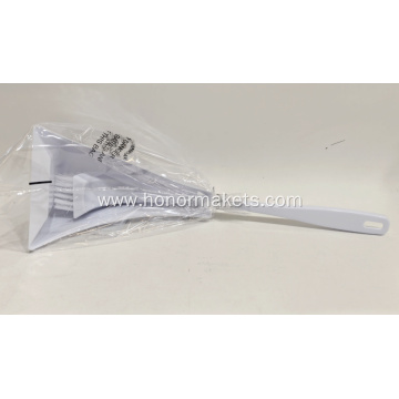 Toilet brush